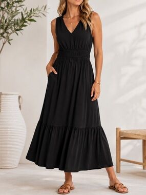 Newshows Black Sleeveless Maxi Dress NWT Size L V-Neck Pockets